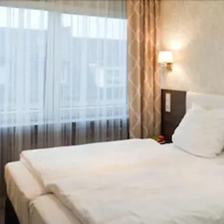 Metropol-rooms ホテル
