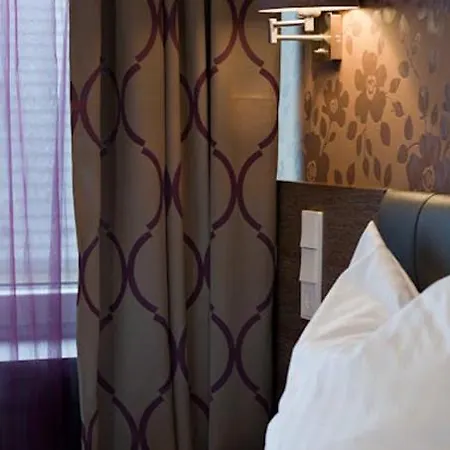 Metropol-rooms 3* Düsseldorf