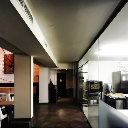 Metropol-rooms