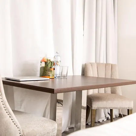 فندق Metropol-rooms 3*