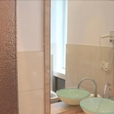 Metropol-rooms