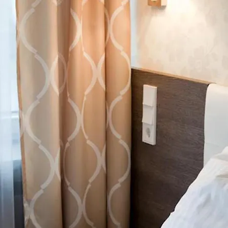 Hotel Metropol-rooms 3*